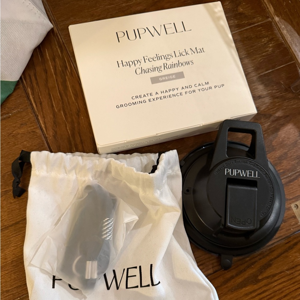 Pupwell Slow Feeder Silicone and Dog‎ Suction Cup